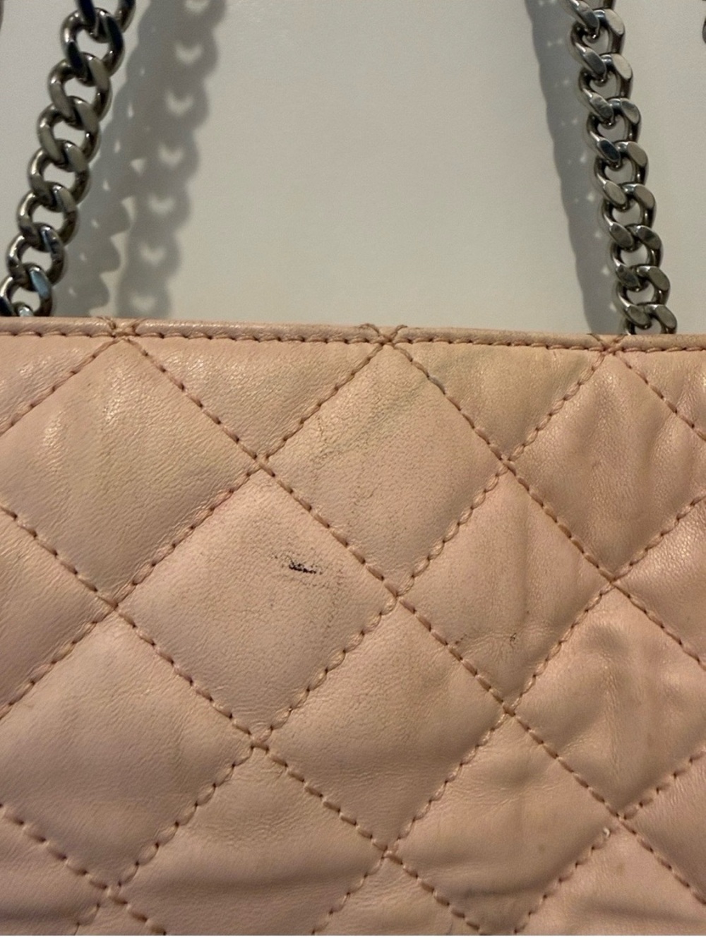 Michael Kors Quilted Blush Shoulder Tote with Chain Straps - Picture 5 of 6